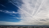 Hanno già colonizzato il cielo: scie anomale, cloud seeding e il diritto di sapere cosa respiriamo